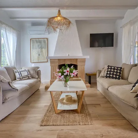 Villa Louise By Interhome *
